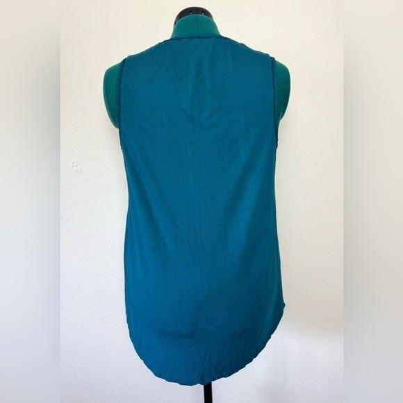 Loft Tank Top Woman’s Medium Teal Cut Out Lightweight Sleeveless Split Neck - Picture 2 of 7